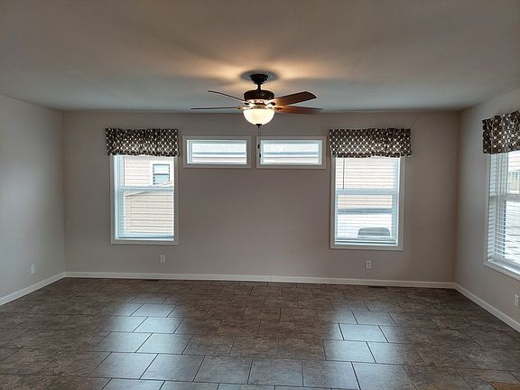 3rd image of 551 Summit Trl #170