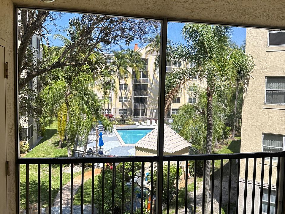 1st image of 8333 Lake Dr APT 308