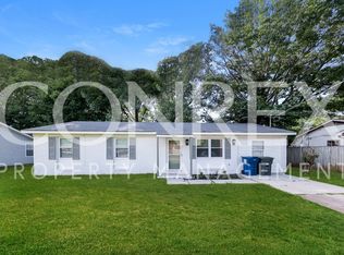 14010 Sandhurst Dr SW, Huntsville, AL 35803