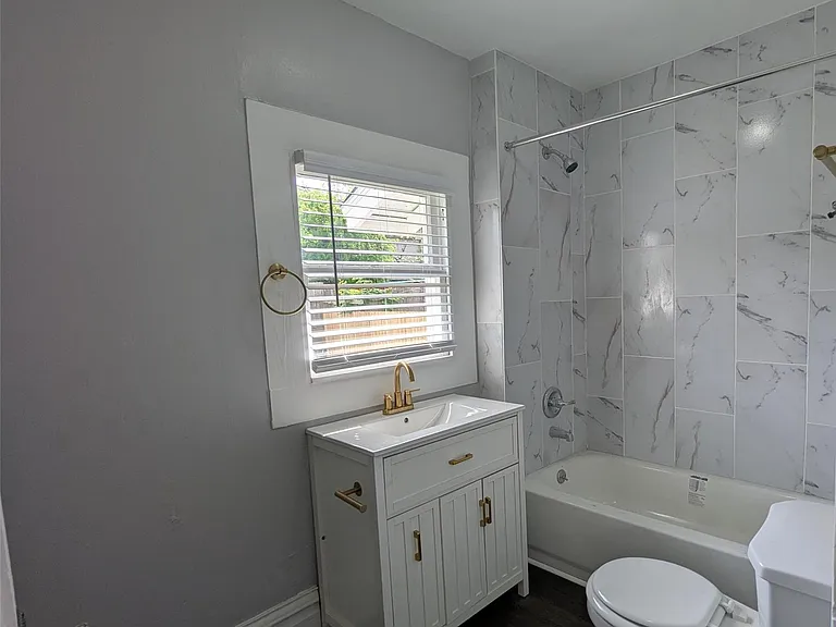 1142 Yale St — Photo 7