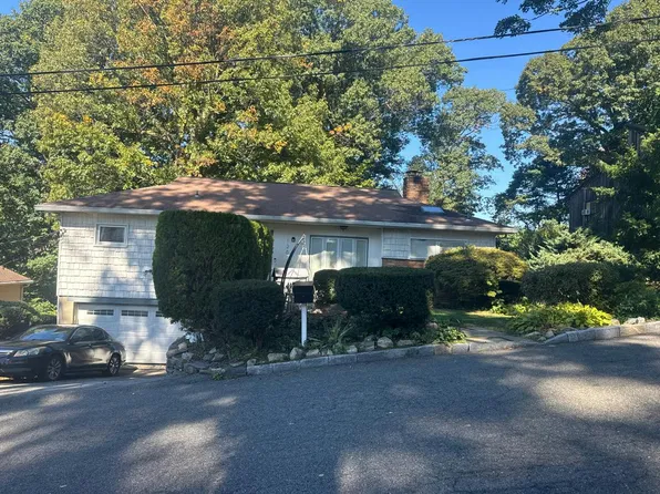 120 Maryton Rd, White Plains, NY 10603