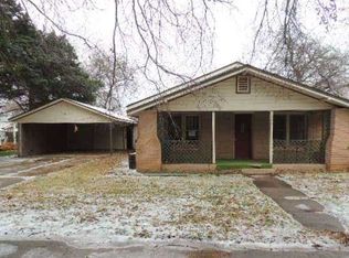 208 SW 3rd St, Tuttle, OK 73089