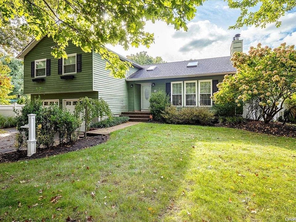 1st image of 16 Oxford Drive