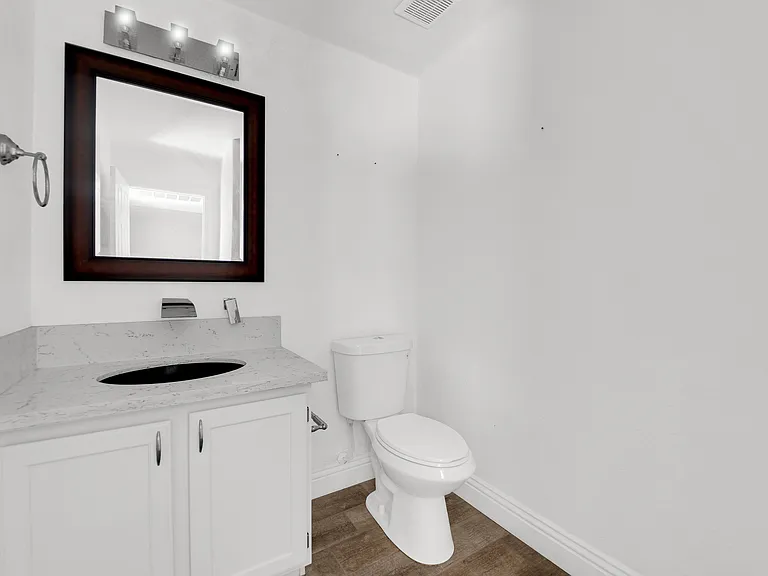1913 Empoli Ct — Photo 17
