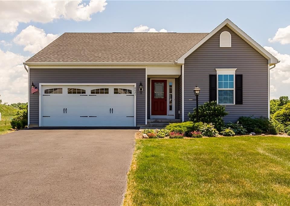 1st image of 6021 Amber Dr