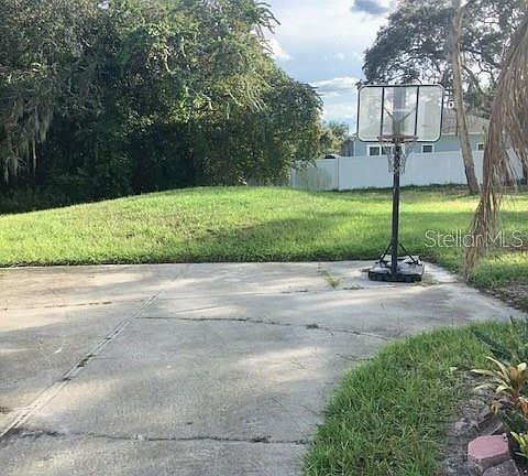 3rd image of 9414 Bullfrog Ct