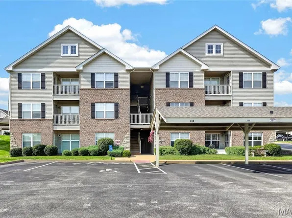 313 Bramblett Hls, O'Fallon, MO 63366