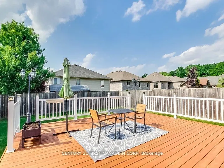 1876 Coronation Dr — Photo 28