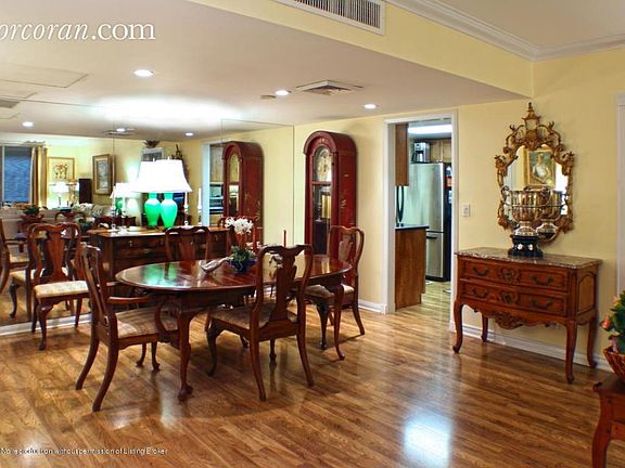 2nd image of 226 Brazilian Ave #90