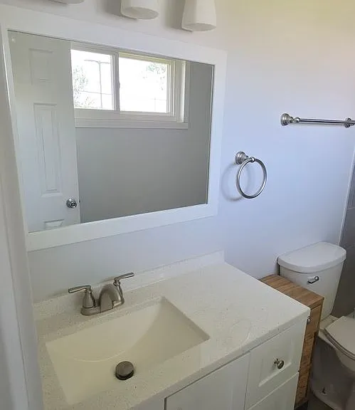 612 W Russ Ave — Photo 19
