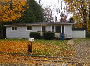 324 North St, Standish, MI 48658
