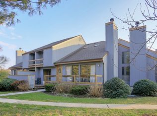 15 Chestnut Ct, Basking Ridge, NJ 07920