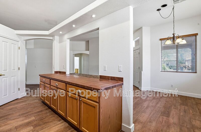 6519 S 5th Way, Phoenix, AZ 85042 | Zillow