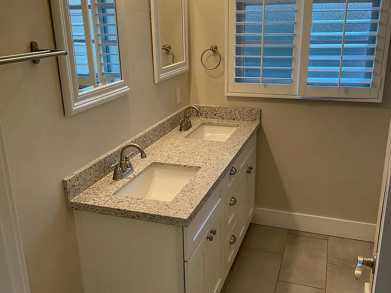 6713 E Palm Ln — Photo 11
