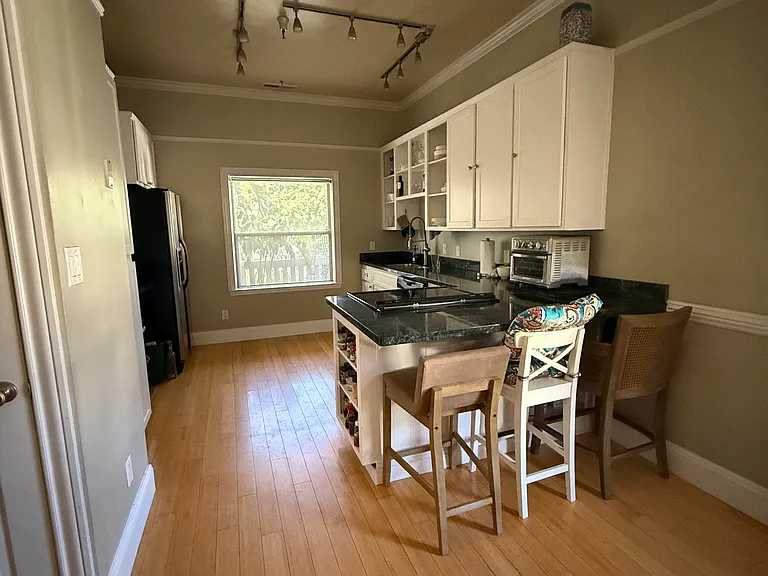 2209 I St — Photo 6