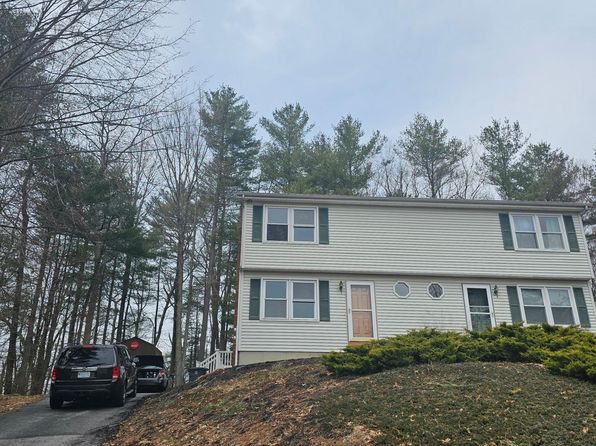 9 Lincoln Dr #A