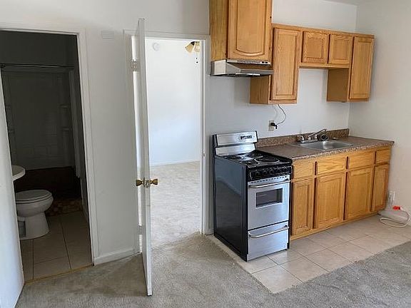 2nd image of 501 N Saint Louis St #4