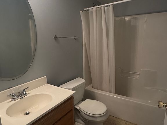 3rd image of 11814 Chelton Ridge Ln