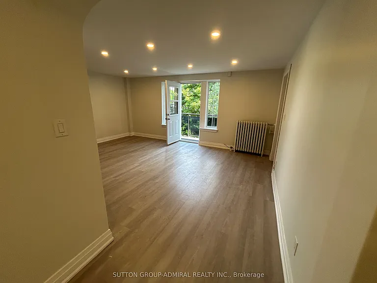 701 Eglinton Ave W #202 — Photo 3
