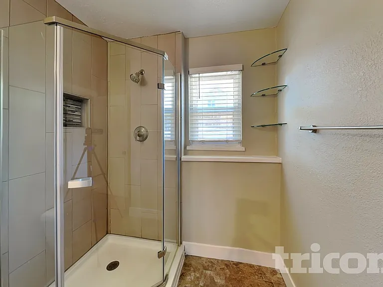 1723 S Cathay St — Photo 15