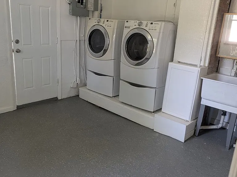 21000 Crystal Ave — Photo 20