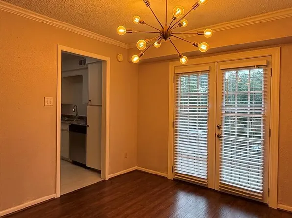 2744 Briarhurst Dr APT 2, Houston, TX 77057