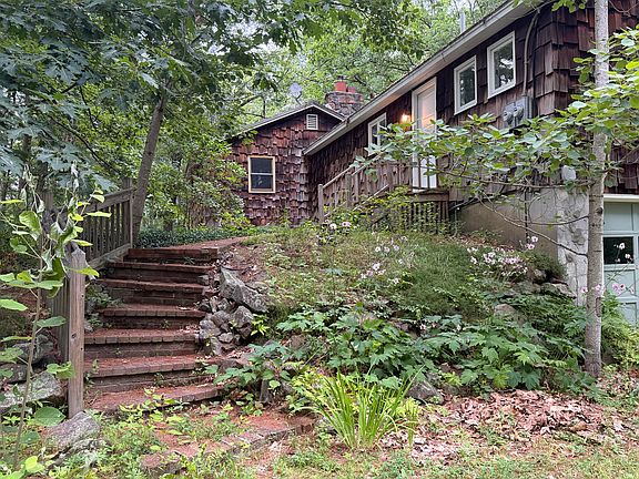3rd image of 63 Day Hill Road