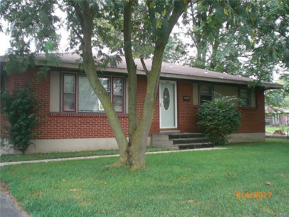 1st image of 2095 Auburndale Ave