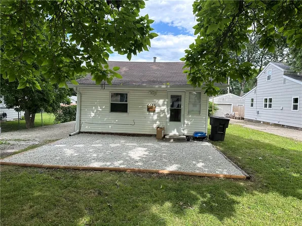 2405 36th St, Des Moines, IA 50310