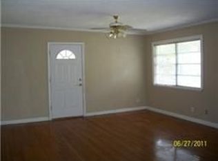 5211 Heatherbrook Dr, Houston, TX 77045