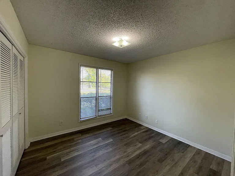 10697 Ballestero Dr E — Photo 7