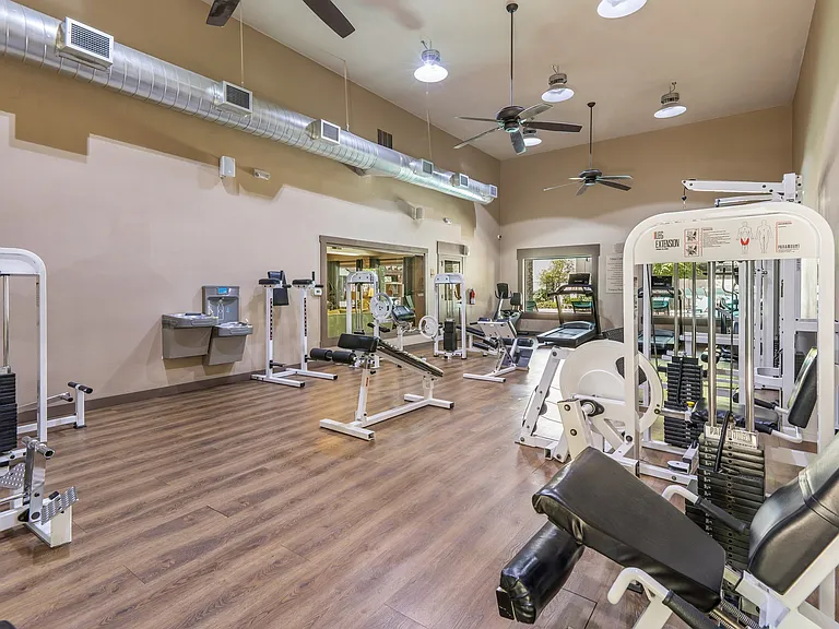 Tierra Pointe — Photo 12
