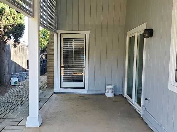 4th image of 10048 Biscanewoods Way
