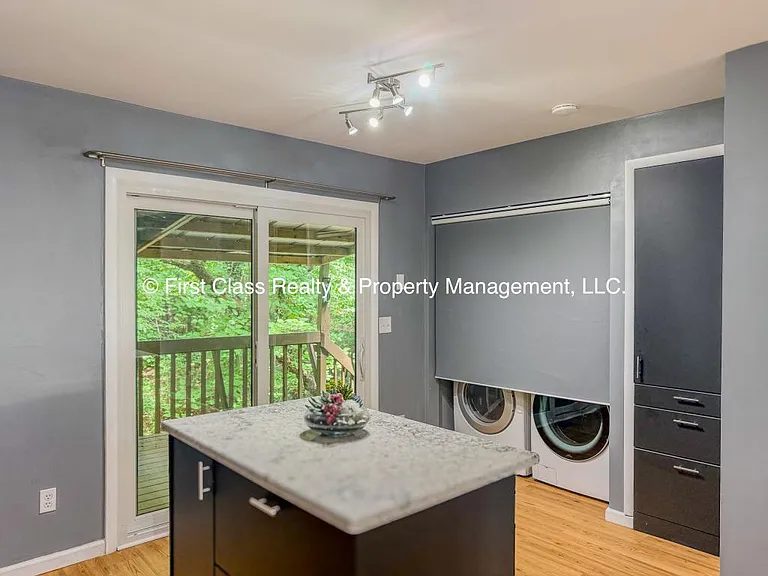 8015 Tiburon Cir — Photo 13