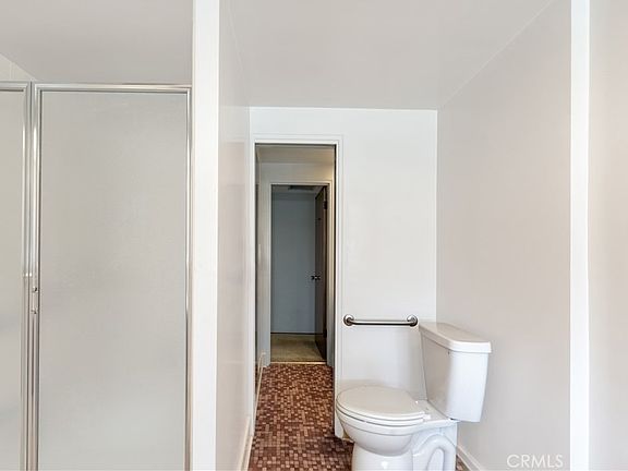 5th image of 1827 Anita Crest Dr