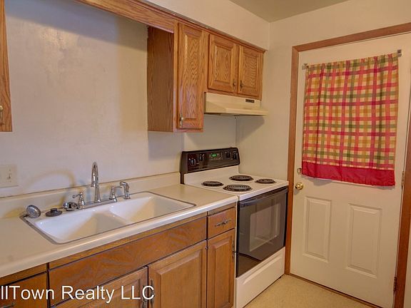 4th image of 602 30th St APT A2