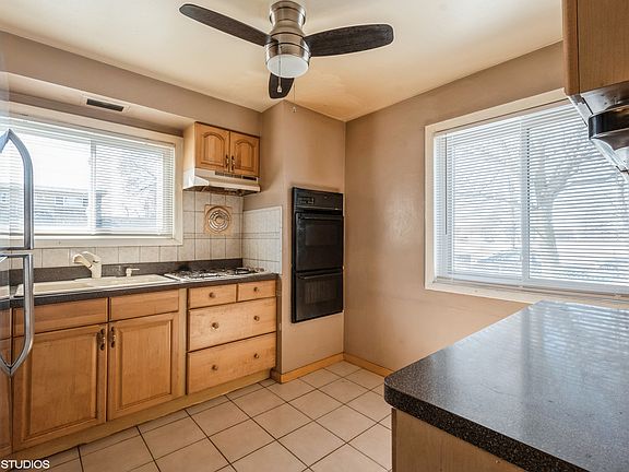 4th image of 7245 N Campbell Ave #A