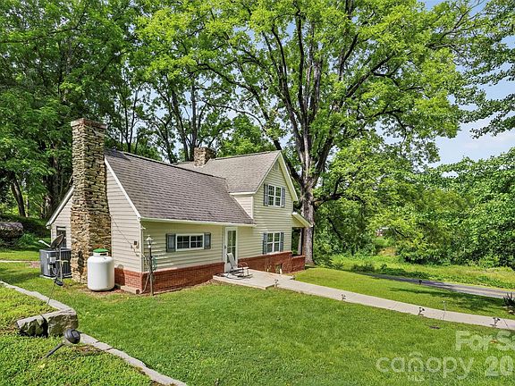 5th image of 168 Huntley Rd