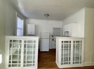 7520 1/2 N Seeley Ave APT 3E, Chicago, IL 60645