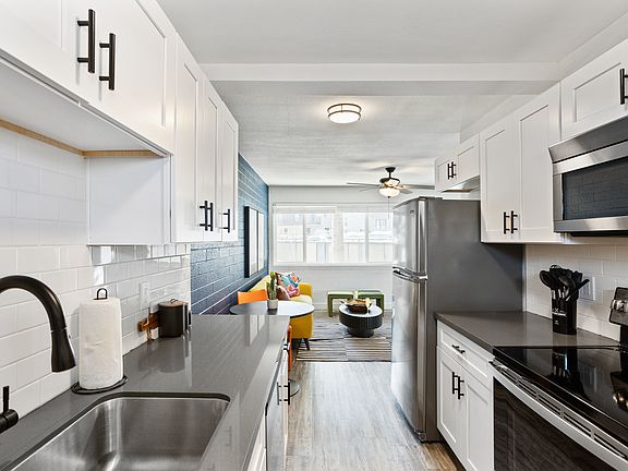3rd image of 4625 N 73rd St #1003
