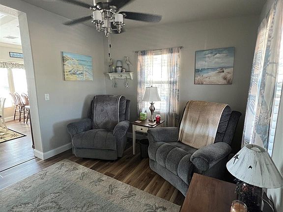 3rd image of 6601 SE 51st Street