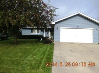 2105 Bittersweet Dr, Plano, IL 60545