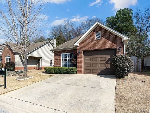 3rd image of 402 Holland Lakes Dr N