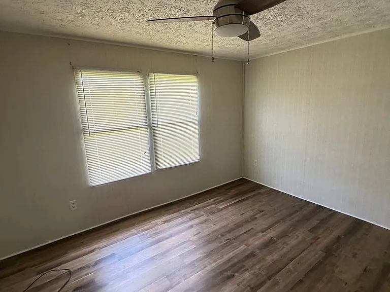 46 Oak Bend Dr — Photo 7