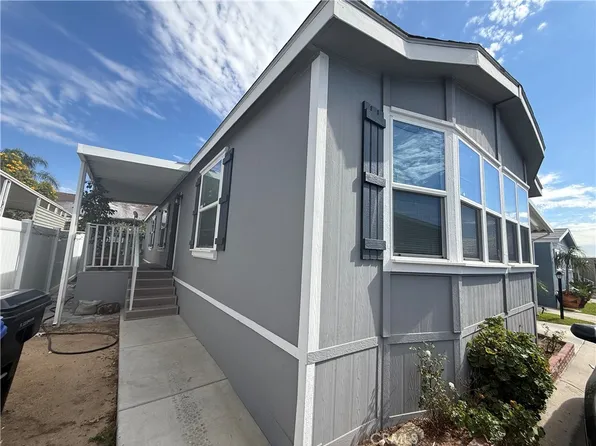 2727 Pacific St Spc 10, Highland, CA 92346