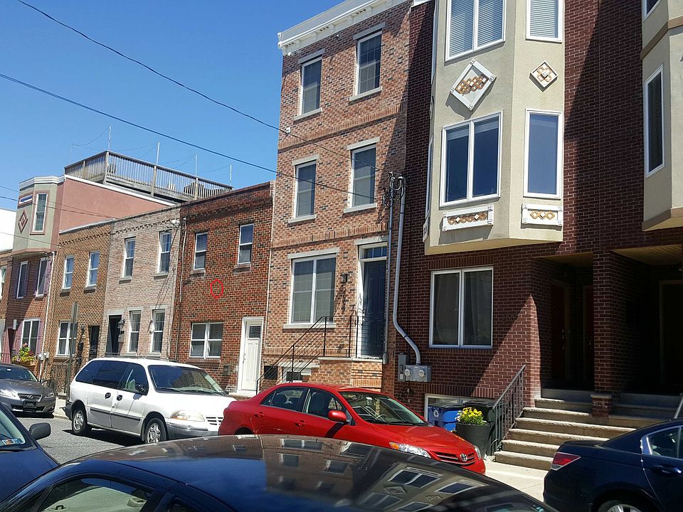 2nd image of 2011 Carpenter St