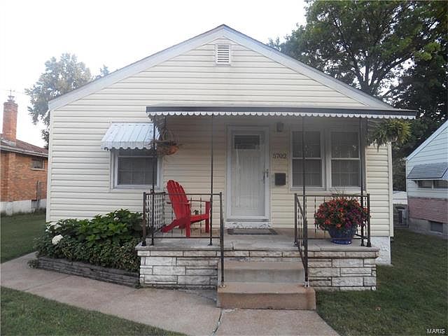 1st image of 5702 Fyler Ave