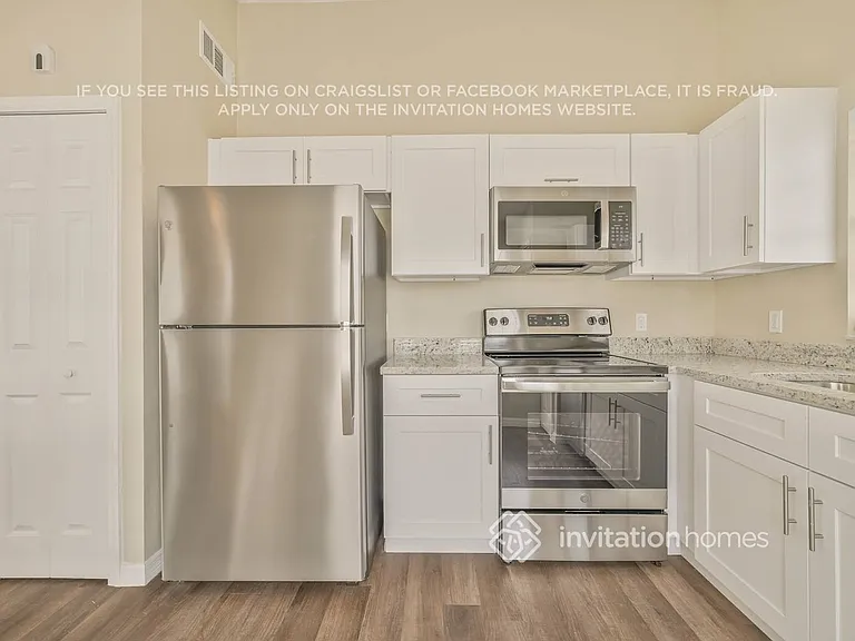 6509 Spring Glade Ct — Photo 8