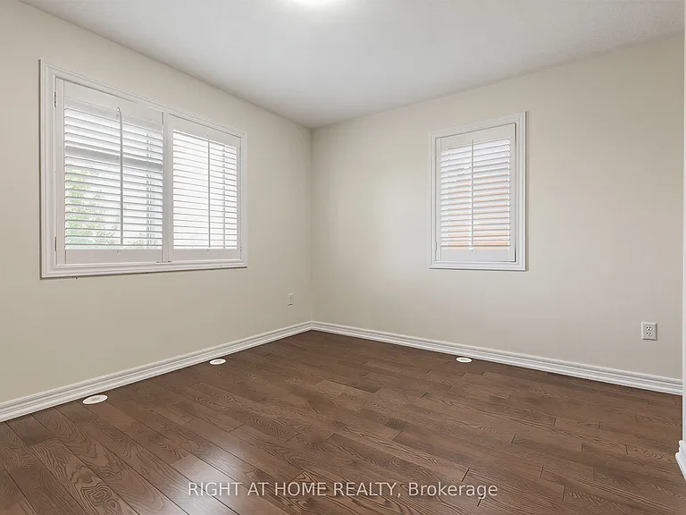 2628 Bur Oak Ave — Photo 27