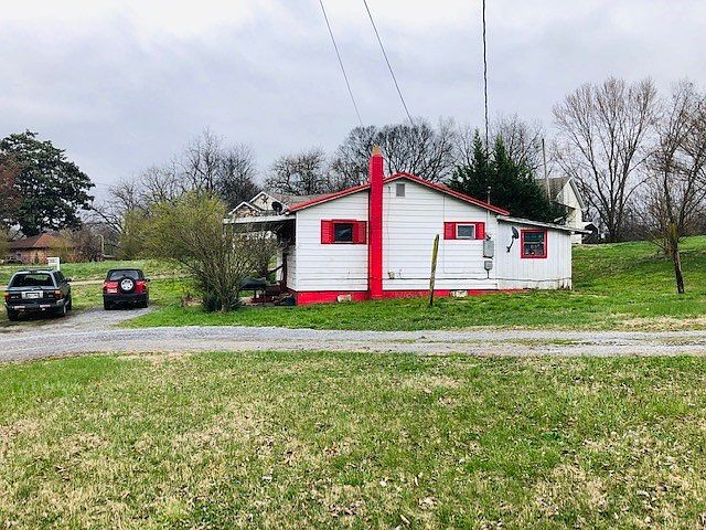 2nd image of 564 Jones Cir
